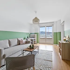 Cozy In The Heard Of Sonnegg Apartment