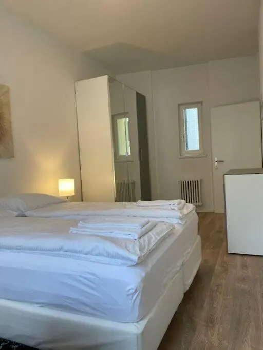Elegant 2Br Apartment - Canal3 Zurich 0*,